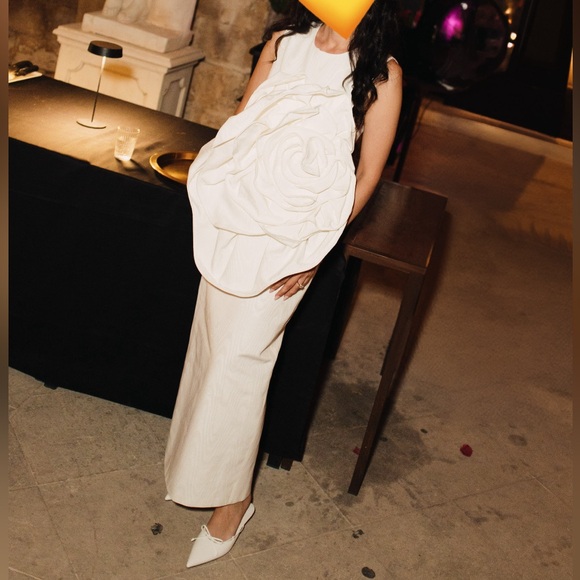 Huishan Zhang Dresses & Skirts - HUISHAN ZHANG Aphrodite Flower Appliqué Sleeveless Column Dress